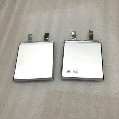 Pin Lithium-Polymer nhỏ hơn và nhẹ hơn được ưu tiên sử dụng thay thế Pin Li-Ion(Lithium-Ion)