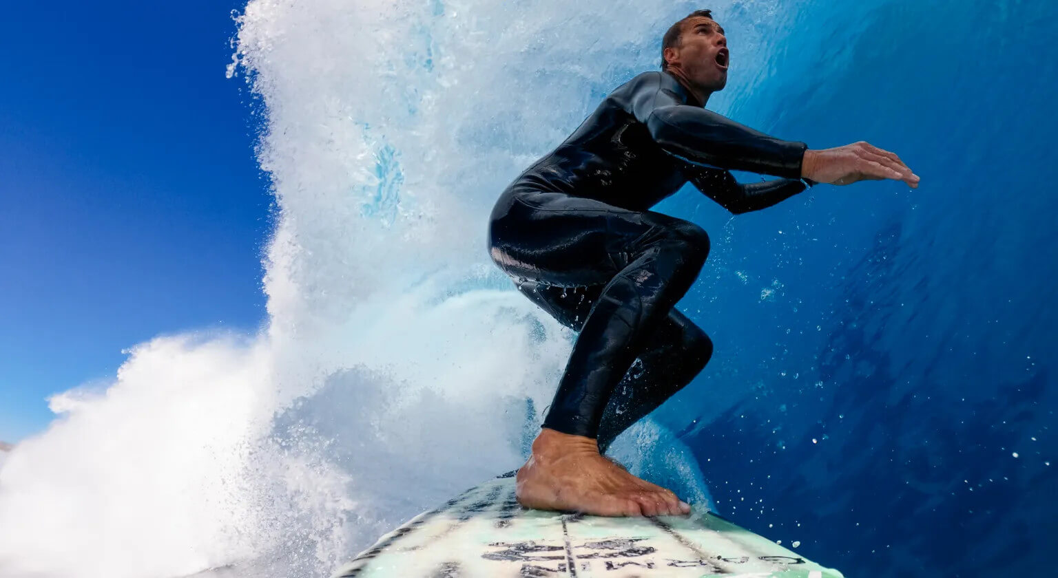 gia-gan-gopro-vao-van-luot-song-surfboard-camera-mounts-9