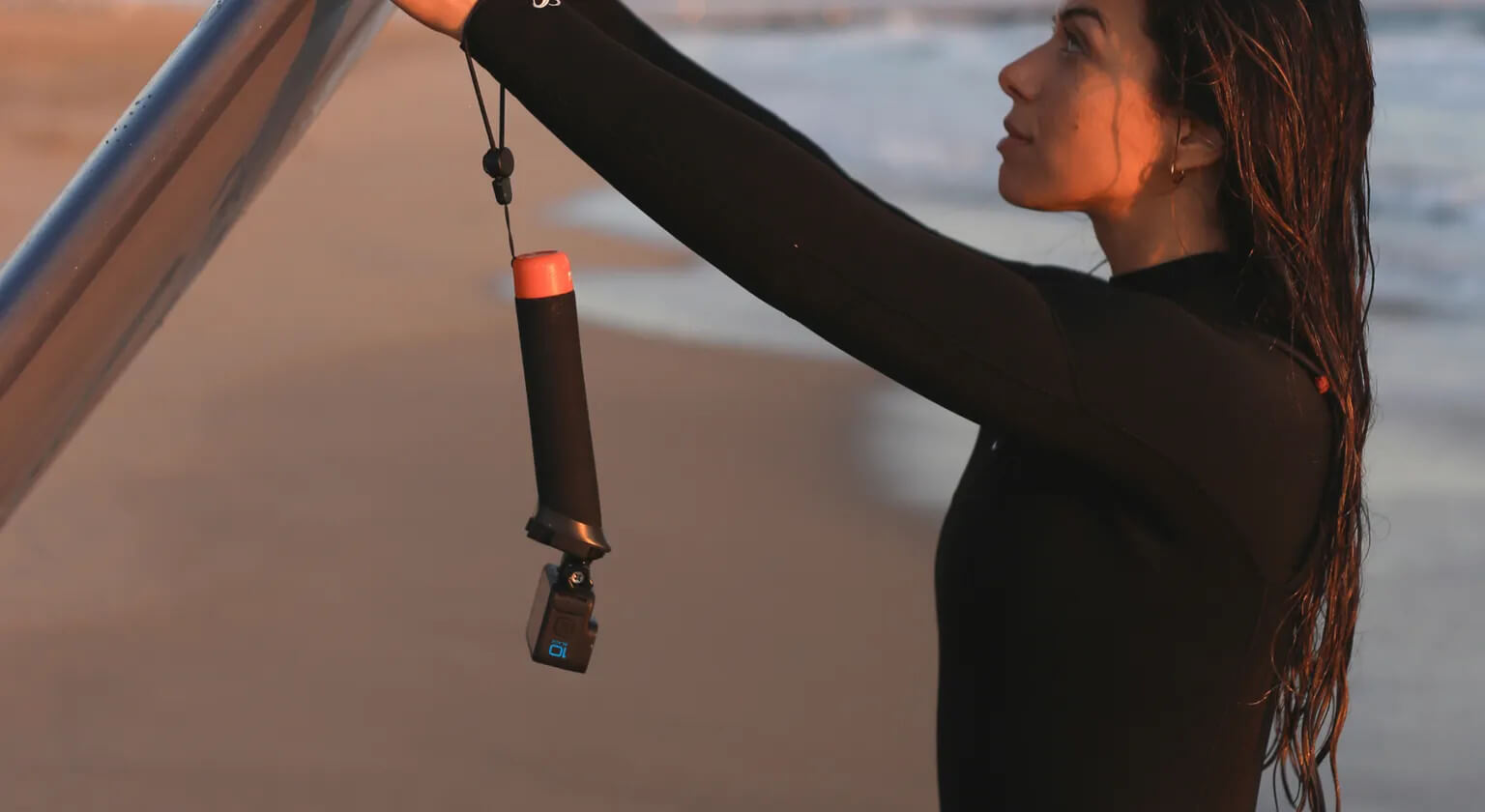 gay-phao-cam-tay-gopro-the-handler