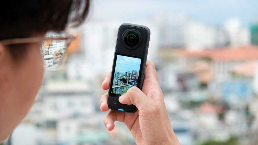 Các loại máy quay vlog Insta360 X4