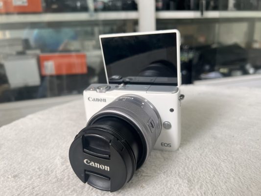 Máy ảnh Canon quay Vlog M10